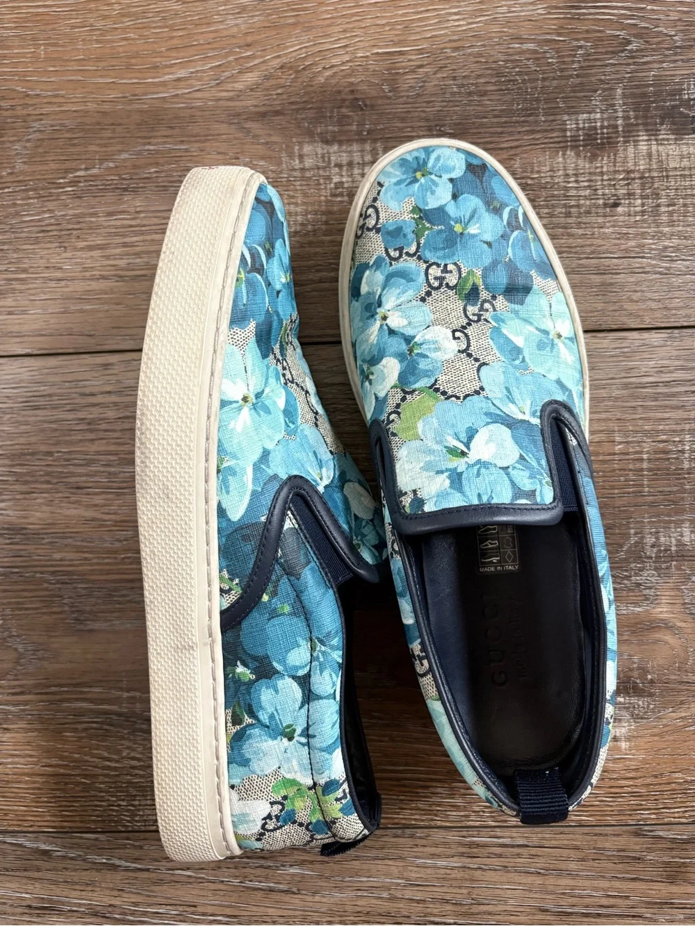 Gucci Floral Canvas Slip-On Sneaker floral Turquoise Navy men’s size 7/women 8.5
